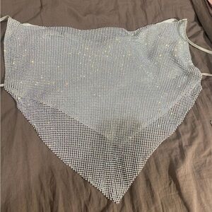 Akira backless top